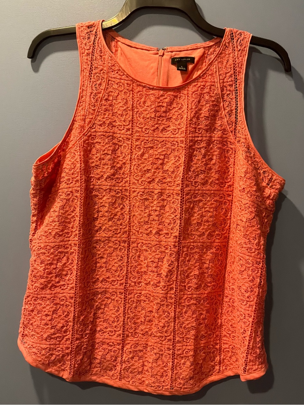 ANN TAYLOR Coral Lace Tank Top